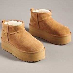 UGG Classic Ultra Mini Platform Boots